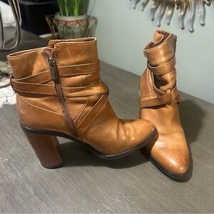 Vince Camuto Brown Leather Heeled Boots